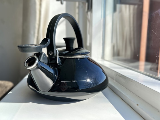 Image 1 of Le Creuset Fluitketel (1.5L) Zwart - Brandschoon & Als Nieuw