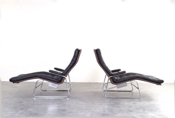 Chaise longue Fenix ​​de piel y cromo, modelo Bauhaus, diseñada por Sam Larsson para Dux, juego de 2 (photo 3 of 25)