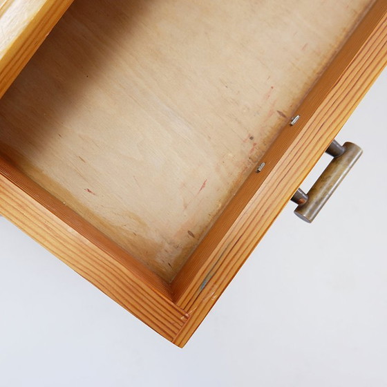 Image 1 of Commode vintage 5 tiroirs avec poignées en laiton