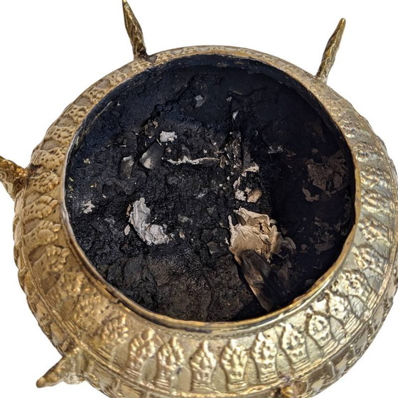 Antique Ritual Offering Bowl with Naga Lid - Bronze - Southeast Asia (photo 9 of 10)