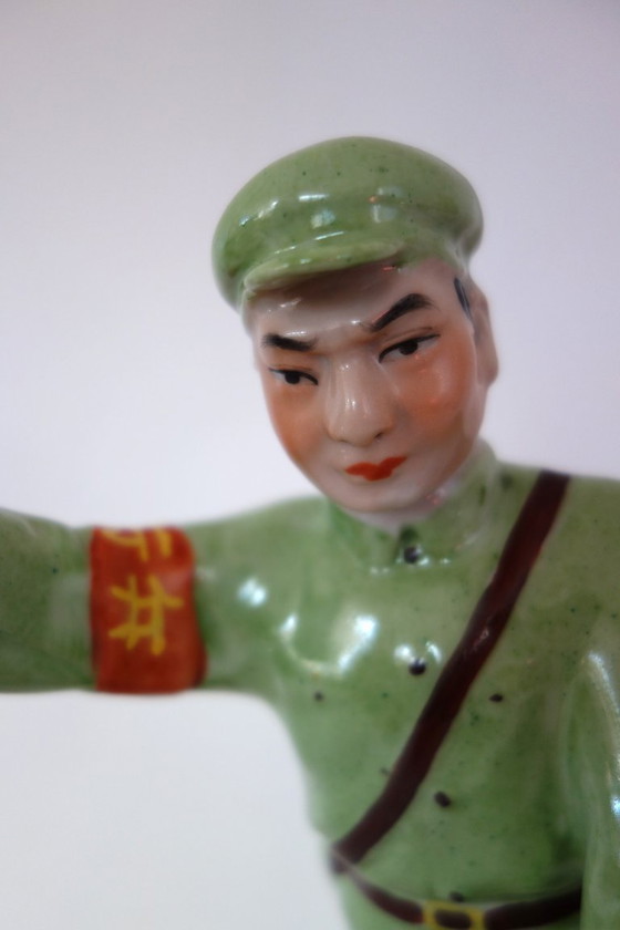 Image 1 of Propaganda statue/figurine from the Chinese Cultural Revolution #19
