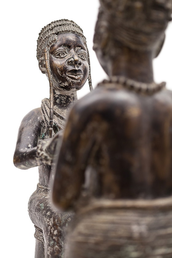 Image 1 of Bronze "L'Offrande De Cauris", Benin, 1950