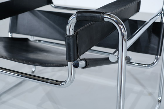 Image 1 of Pair of Wassily armchairs by Marcel Breuer for Knoll International - 1990s