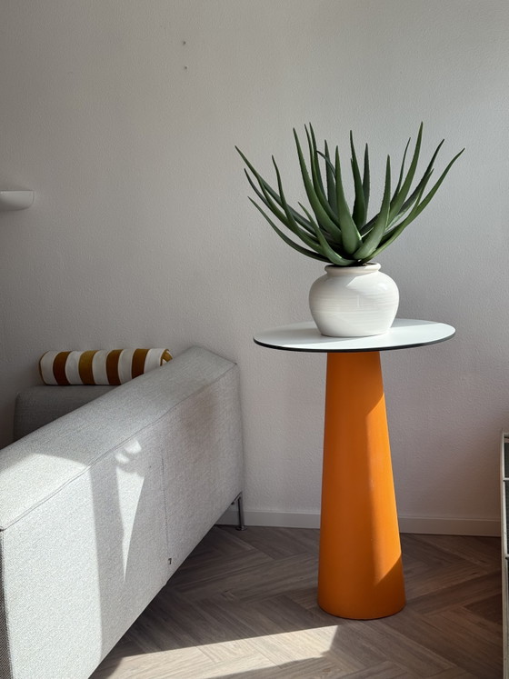 Moooi Container Table rotondo – Tavolini, Mdf, Plastic (photo 2 of 13)