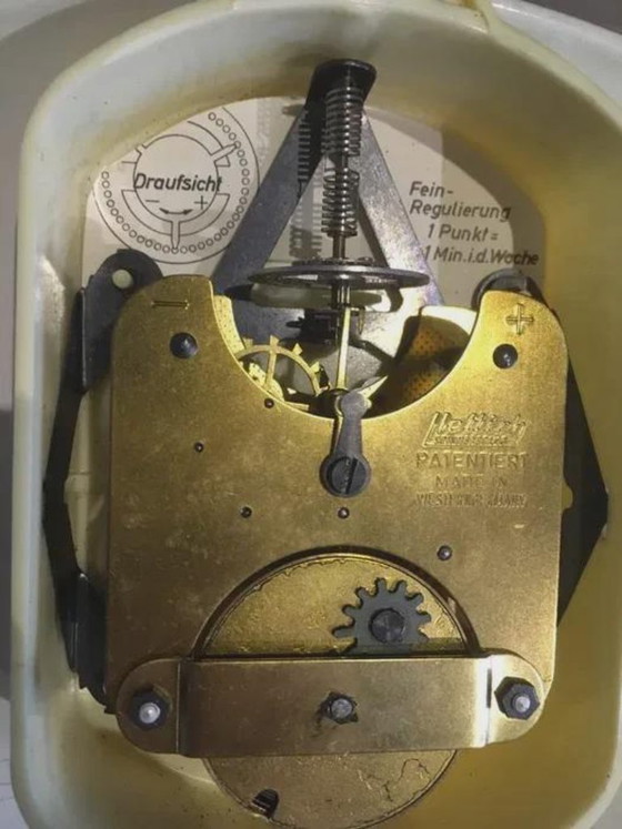 Orologio da parete Hettich Schwenningen, cassa blu turchese, anni '50-'60, Oggetti decorativi, Plastica, Ottone (foto 4 di 5)