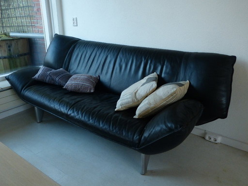 Leolux Tango 3-seater sofa in black leather and polished base
