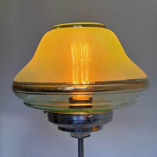 PICCOLA LAMPADA DA TAVOLO VINTAGE IN VETRO GRANITO