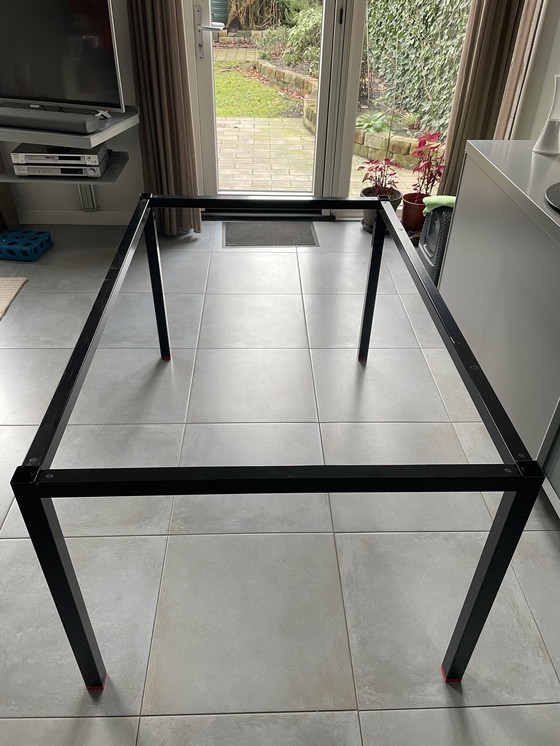 Image 1 of Moderne eettafel