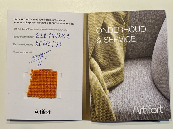 Image 1 of ARTIFORT F 142 WITH SWIVEL SAUCER BASE AND POUF WITH SWIVEL SAUCER BASE