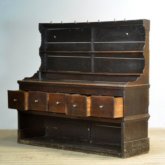 Image 1 of Engels eiken dressoir, circa 1720