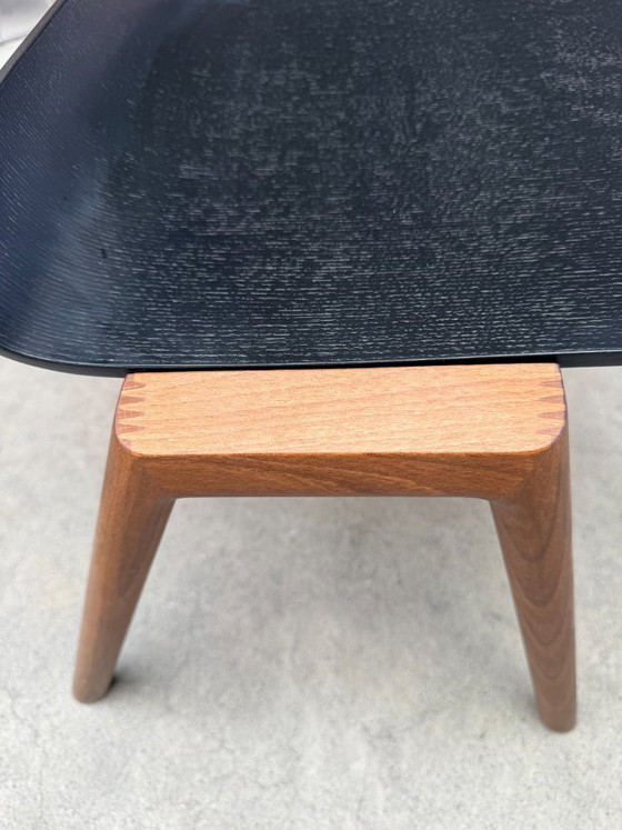 Image 1 of Hussl Forum 2 Stuhl (Mehrere auf Lager)