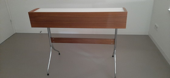 Image 1 of Bureau Vitra George Nelson