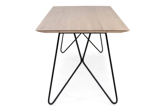 Image 1 of Seuren Bee Get III dining table