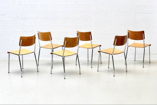 Set aus 8 Forum II Stapelstühle von Horgen Glarus