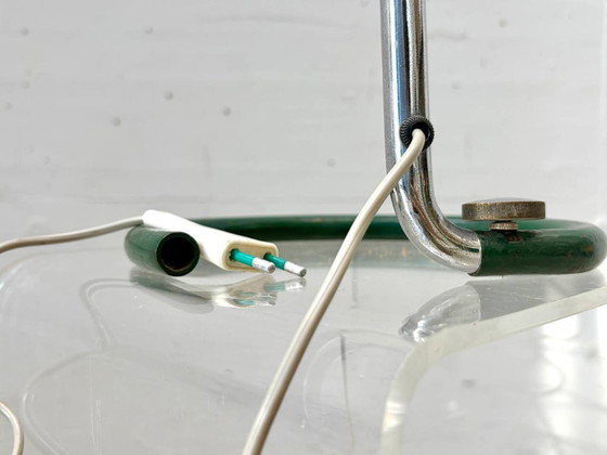 Image 1 of Grüne Tischleuchte aus Metall und Chrom, 1960er Jahre