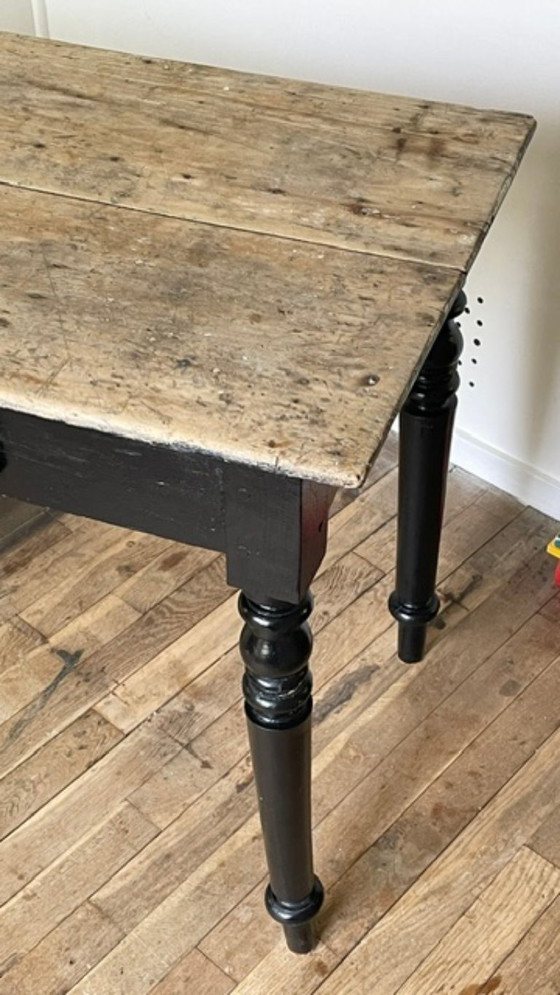 Antiker Schreibtisch im Louis Philippe Stil – Wood (photo 9 of 43)