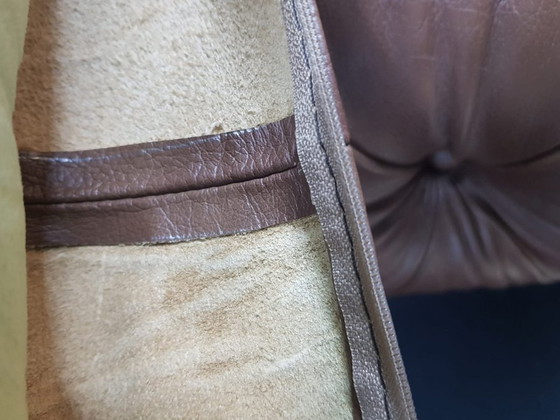 Divano Chesterfield stile Mid-Century in pelle – Sofà, Leather, Mid Century Modern (photo 12 of 22)