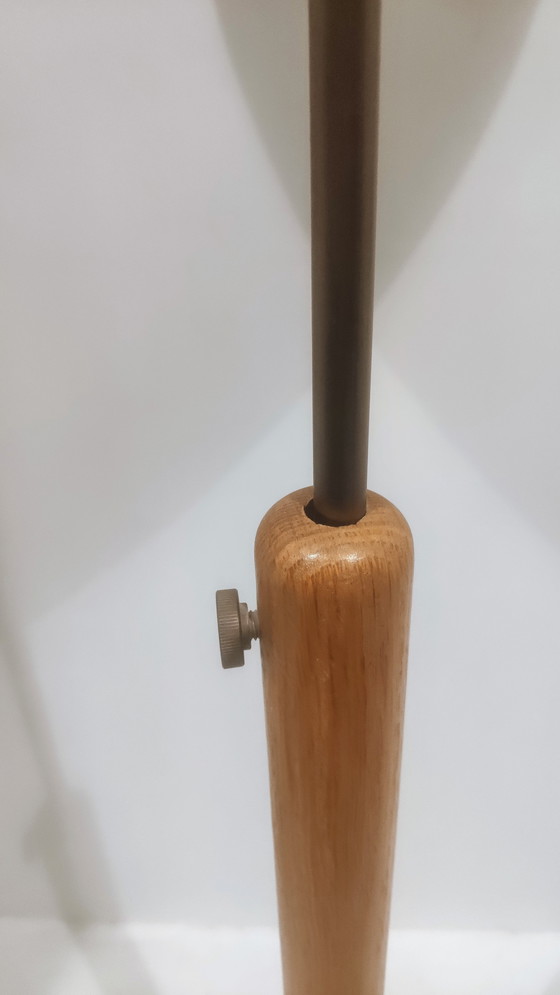 Image 1 of Lámpara de pie con forma de hongo