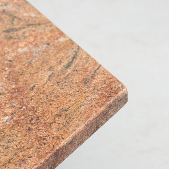 Couchtisch aus Granit aus den 70er Jahren – Couchtische, Stone (photo 13 of 13)