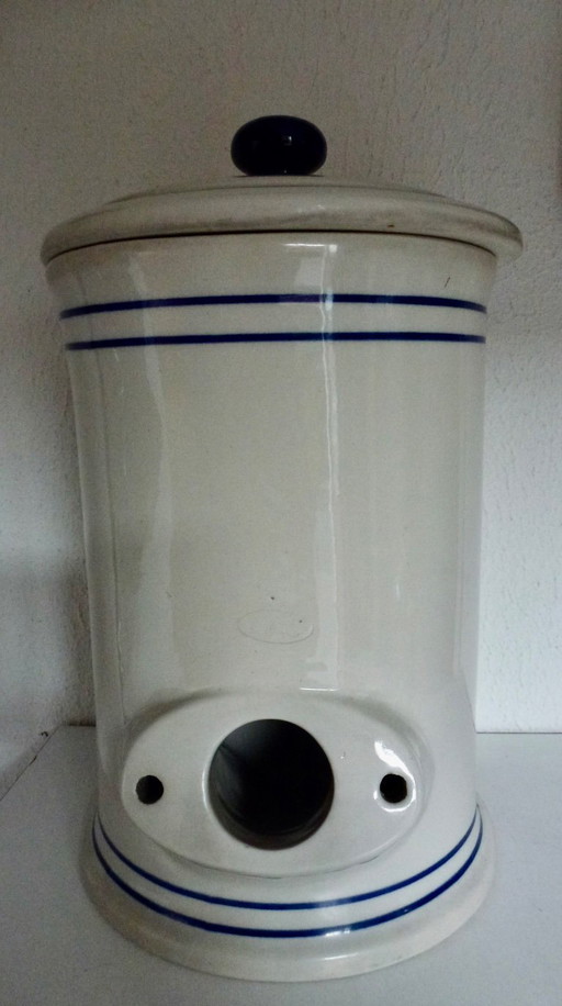 Pentola per maionese con coperchio, realizzata in gres massiccio.