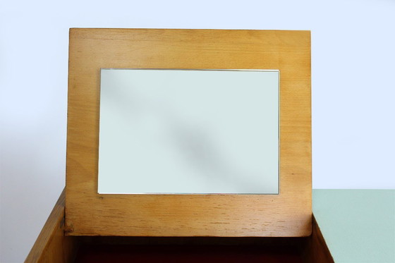 Image 1 of Tables de chevet restaurées de style Mid-Century avec coiffeuse, Tchécoslovaquie, années 1960, ensemble de 3