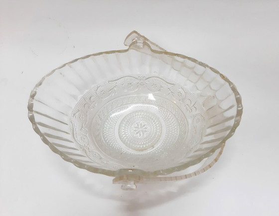 Image 1 of Vintage geperst glazen decoratieve mand, fruitschaal