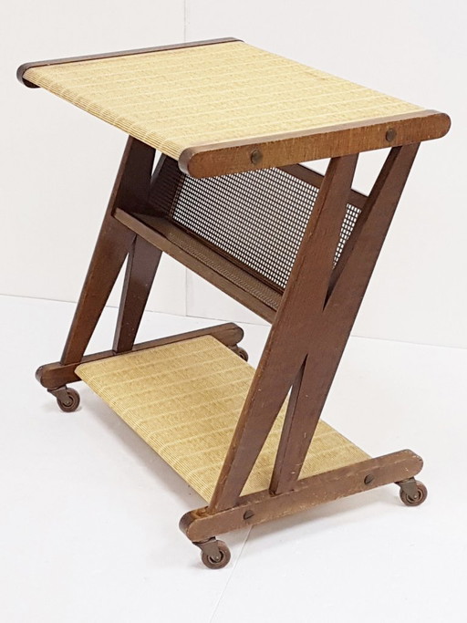 Beistelltisch/Fernsehwagen aus Eichenholz von Jullian auf Rädern, Vintage aus den 1960er Jahren