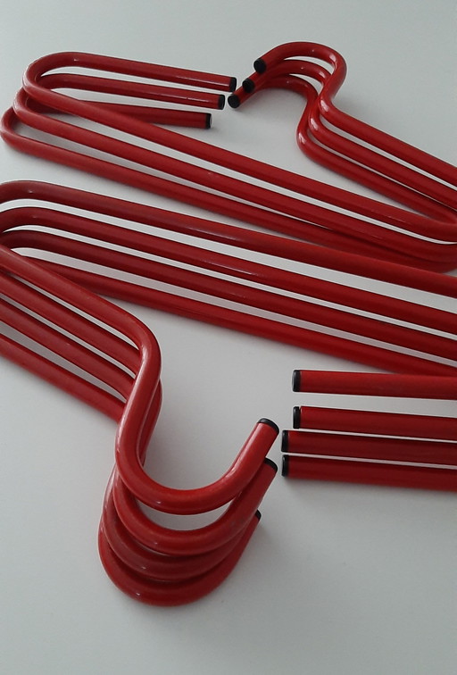 Rode kleerhangers metaal IKEA 7 stuks jaren'80