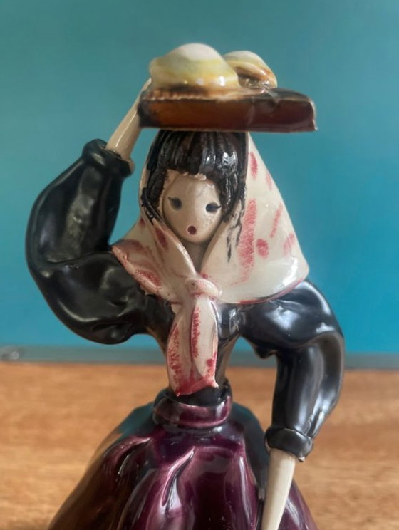 Image 1 of Statuina in ceramica Neuquelman