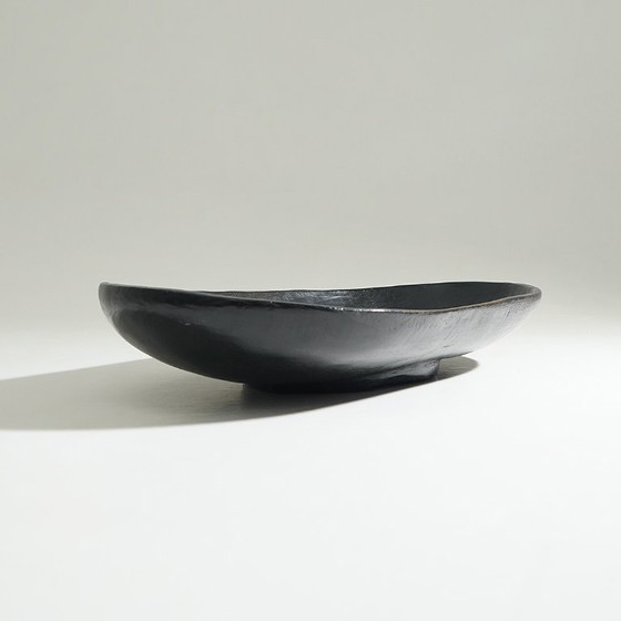 Image 1 of Ciotola in legno nero dalla forma organica, anni '60