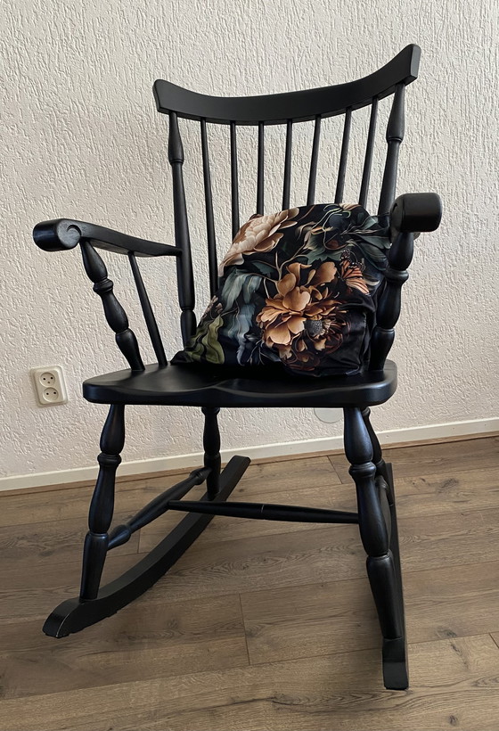 Image 1 of Skandinavischer Schaukelstuhl