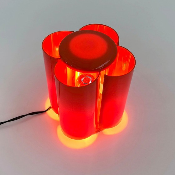 Coral Flower Table Lamp by Studio D.A. for Lamperti, 1970s – Plastic (photo 3 of 12)