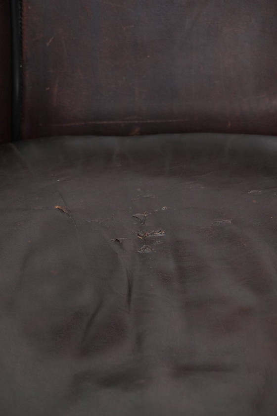 Prachtige set van een schapenleren bankstel samen met zijn bijpassende clubfauteuil met een luxe voorkomen (photo 22 of 22)