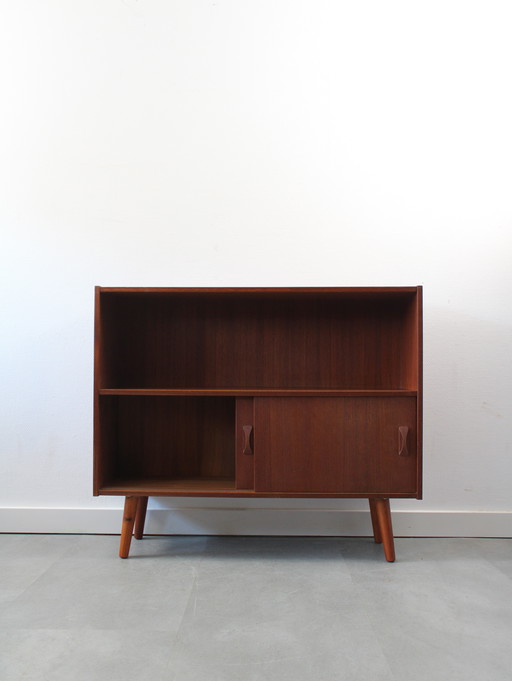 Vintage Danish bookcase in teak