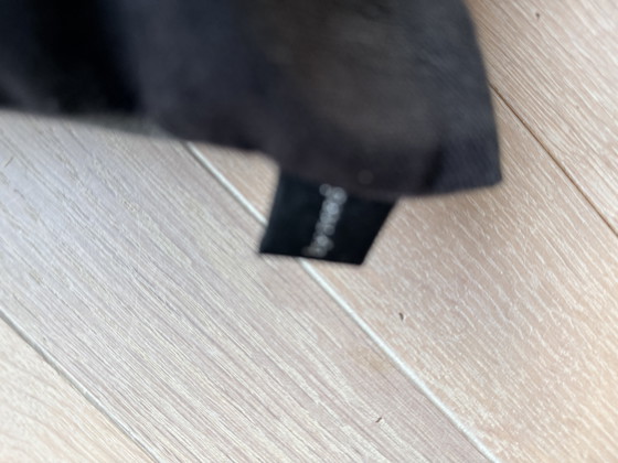 Image 1 of By Nord, groot donkergrijs/zw kussen met hertenkop