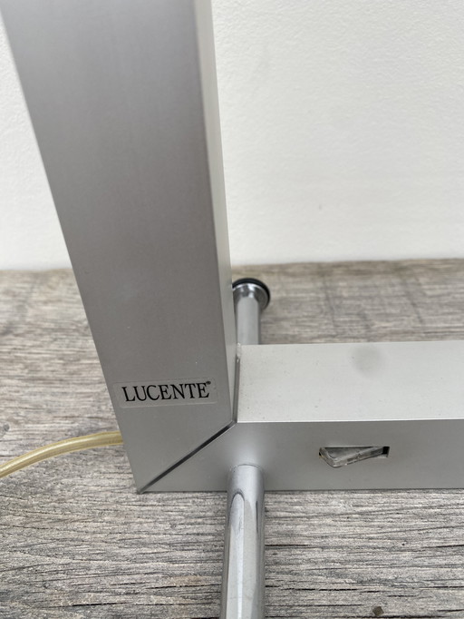 Max table lamp by Lucente
