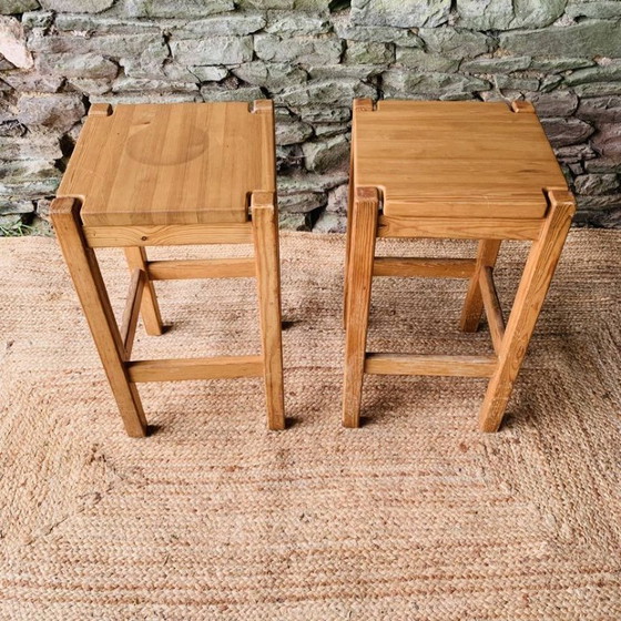 Pair of vintage Hongisto Stools by Ilmari Tapiovaara – Wood (photo 2 of 13)