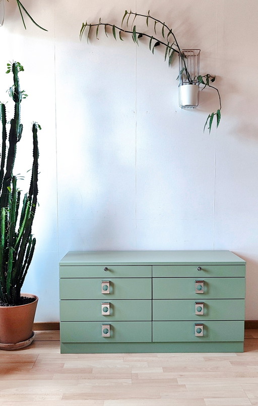 Dresser green with Chrome accent