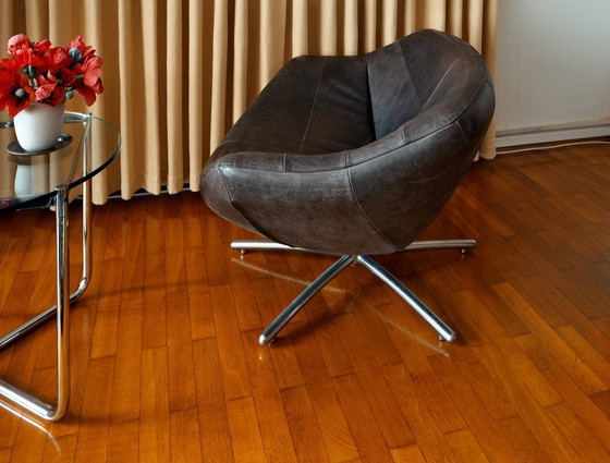 Image 1 of Fauteuil pivotant VANDENBERG GiGi