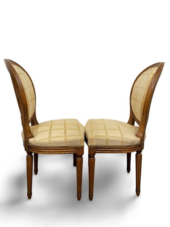 Image 1 of 2x Louis XVI medallion chairs - XIXth century - Cream/honey color