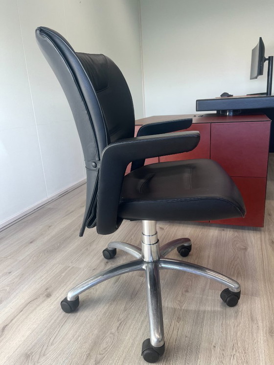 Image 1 of 2x Poltrona Frau „Brief Meeting“ Design-Bürostühle – Emilio Ambasz – Italienisches Design