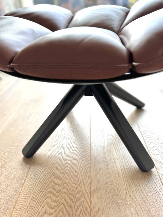 Image 1 of B&B Italia - Husk draaibare fauteuil en voetenbank