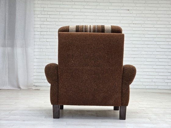 Image 1 of 1970, Deense clubfauteuil, originele wollen bekleding, zeer goede staat.