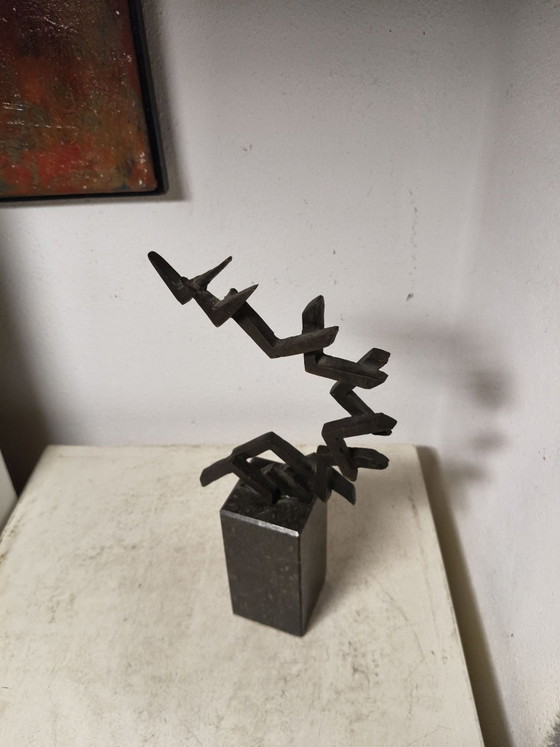 Escultura brutalista de bronce Jaap Hartman Myron BV granito 25cm, Piedra, Negro (foto 8 de 8)