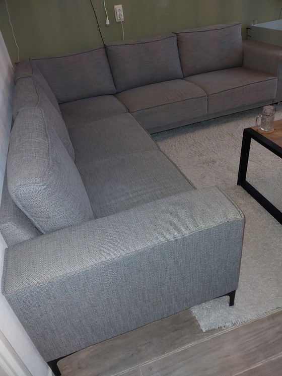 Image 1 of Divano angolare con poggiapiedi separato