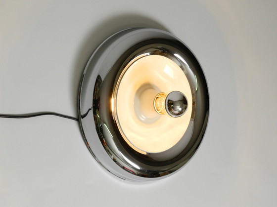 Image 1 of Ronde verchroomde plafond- of wandlamp uit Italië | origineel Mid Century space age ontwerp