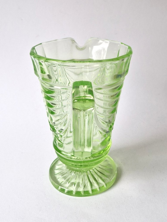 Image 1 of Sowerby Glassworks UK - Jarra de agua de vidrio de uranio Art Déco - Años 20