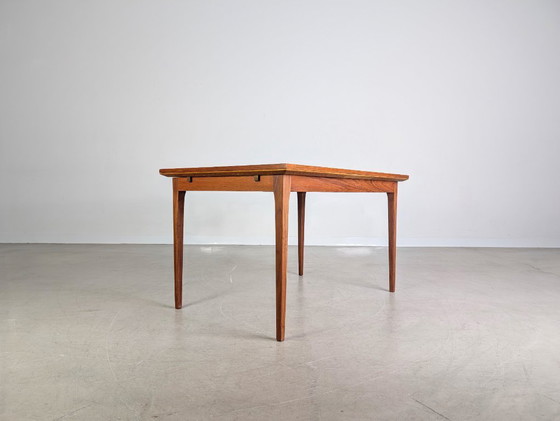 Image 1 of Table à manger extensible vintage en teck originale du milieu du siècle, danoise