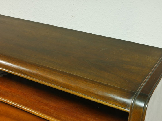 Image 1 of Vintage Vitrine 60er Jahre, Bücherschrank mit Glasschiebetüren, Mid Century Wohnzimmerschrank aus Buche & Eiche, Germany