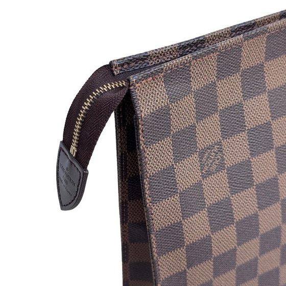 Louis Vuitton Toiletartikelen 26 – Overige tassen, Nylon (photo 6 of 14)